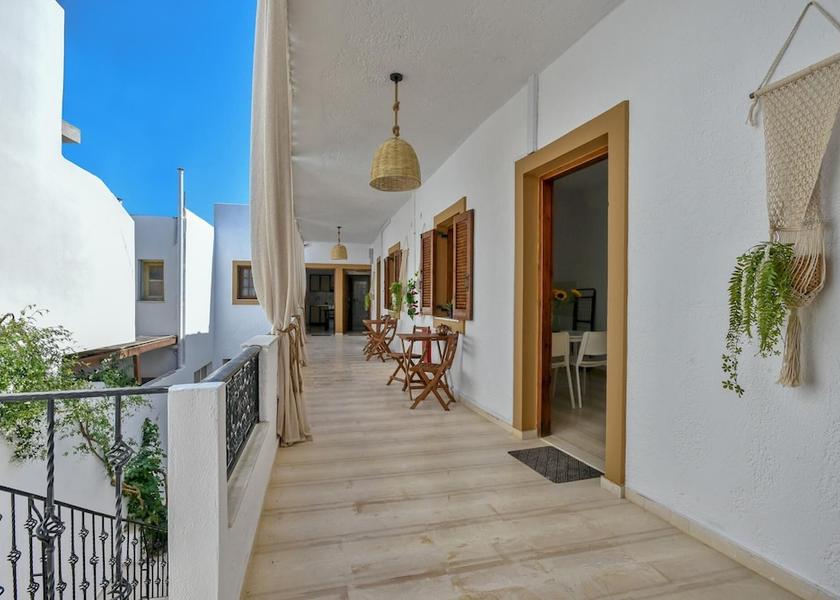 Crete Island Malevizi Room