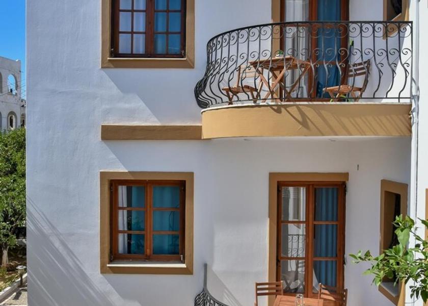 Crete Island Malevizi Room