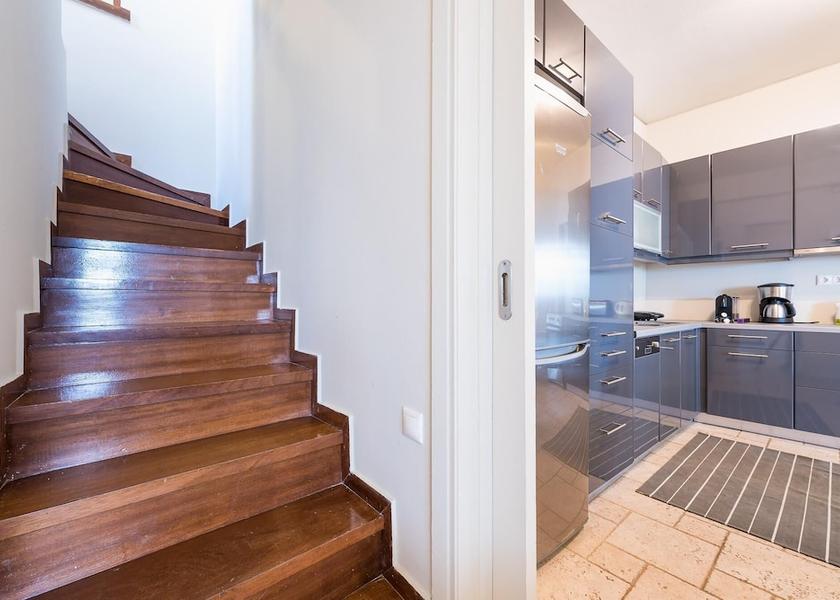 Attica Vari-Voula-Vouliagmeni Room