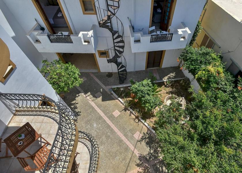 Crete Island Malevizi Room