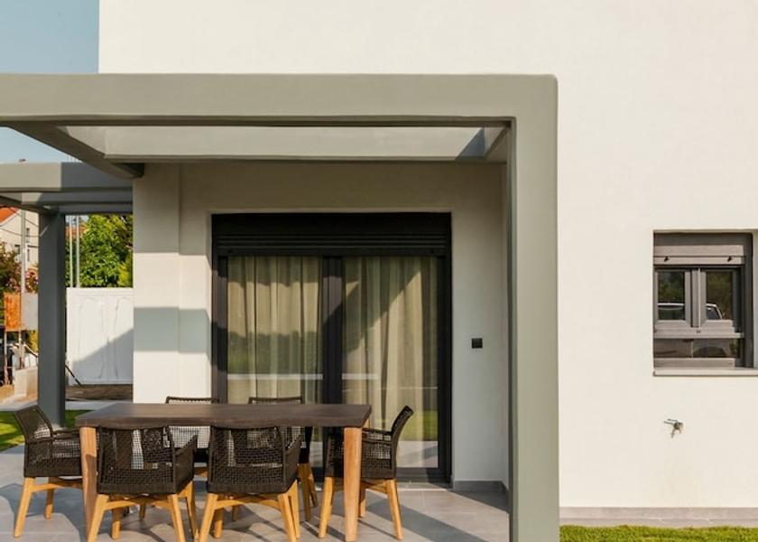 Eastern Macedonia and Thrace Kassandra Facade