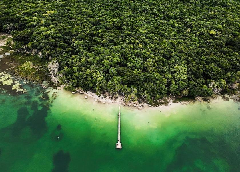 Peten Flores Point of interest