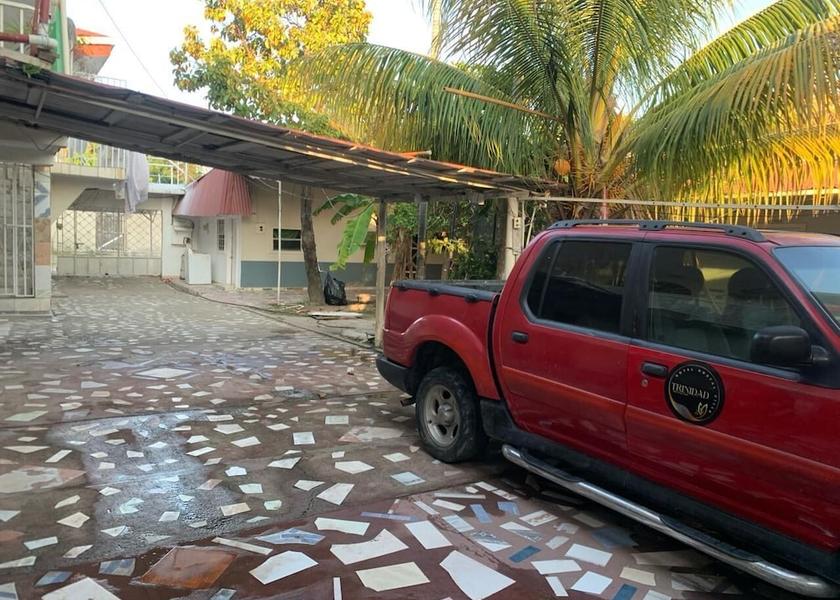 Atlántida La Ceiba Exterior Detail