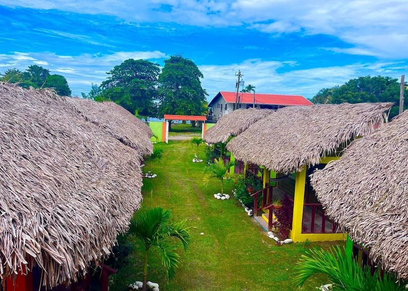 Atlántida La Ceiba Facade