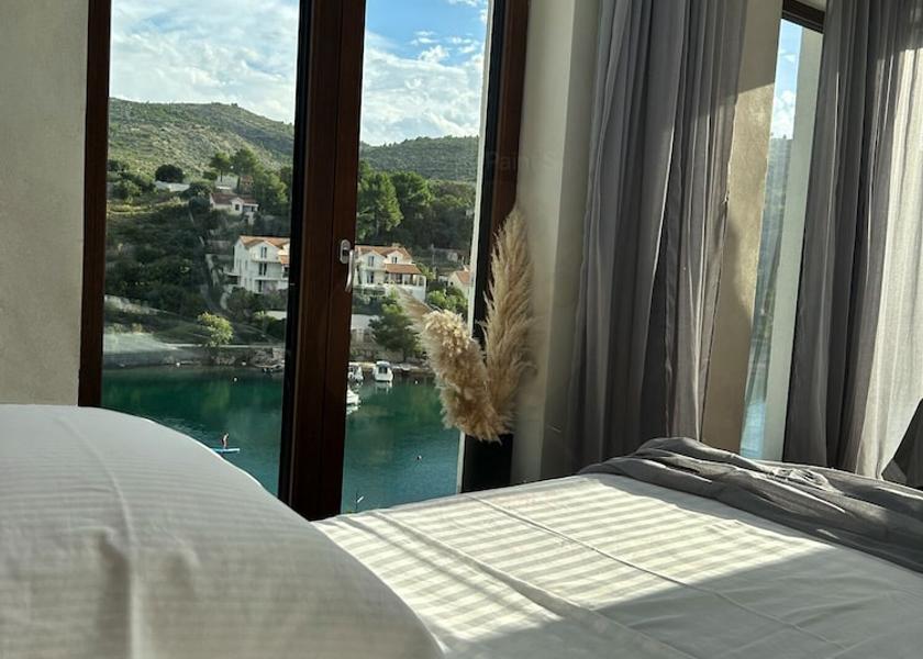 Split-Dalmatia Sutivan Room