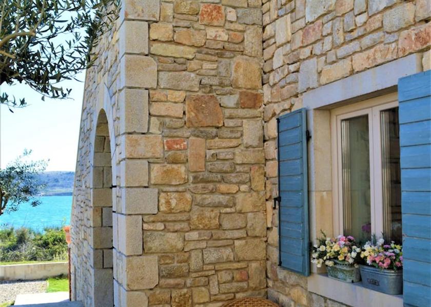 Zadar-Northern Dalmatia Razanac Facade