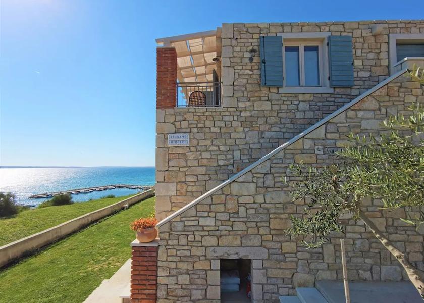 Zadar-Northern Dalmatia Razanac Facade