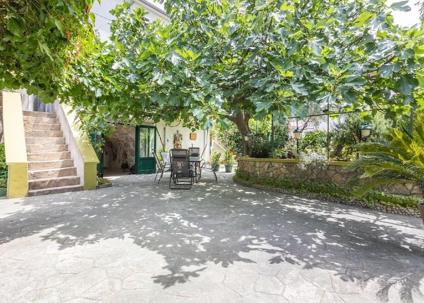 Primorje-Gorski Punat Exterior Detail