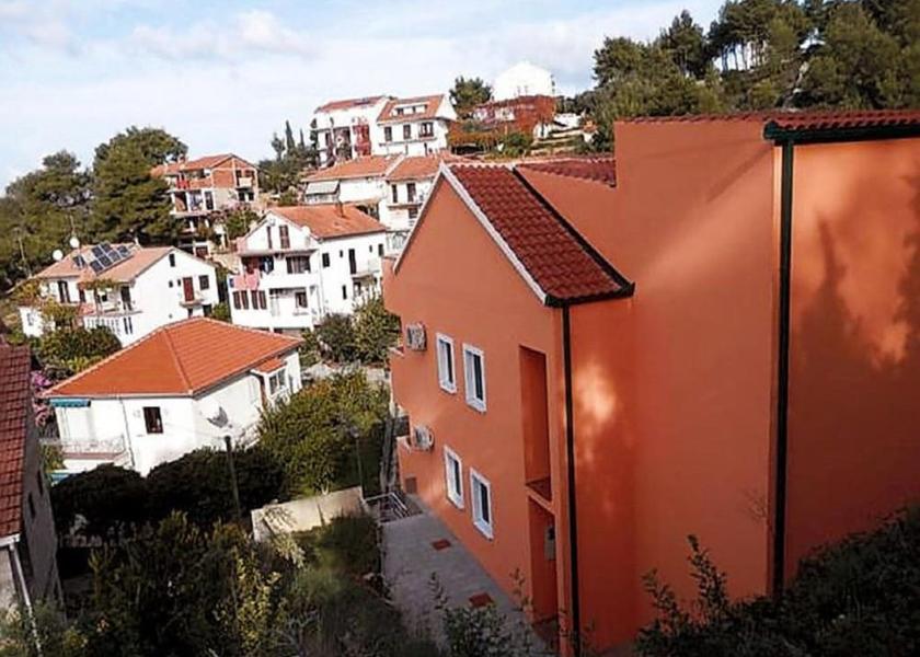 Split-Dalmatia Jelsa Exterior Detail
