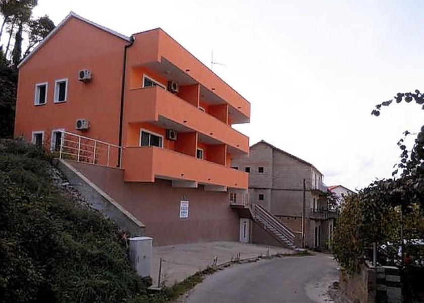 Split-Dalmatia Jelsa Exterior Detail