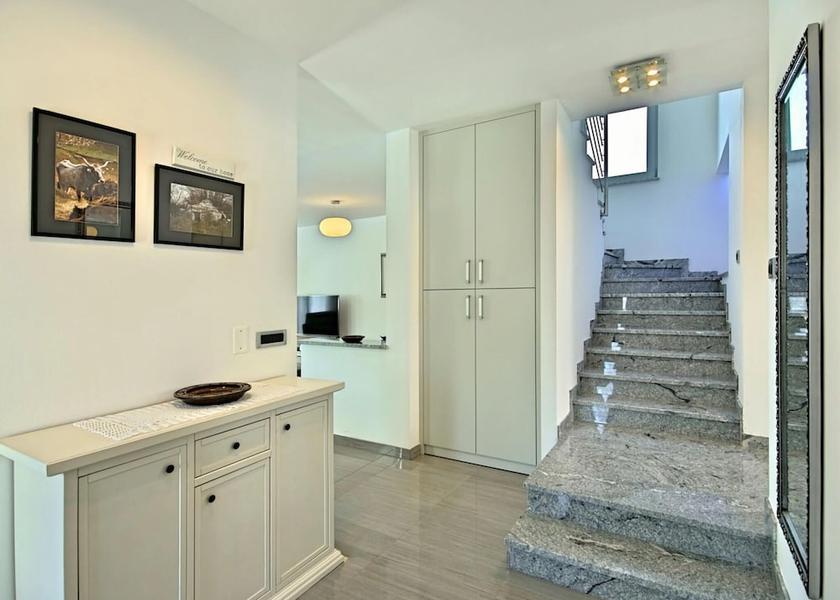 Istria (county) Umag Interior Entrance