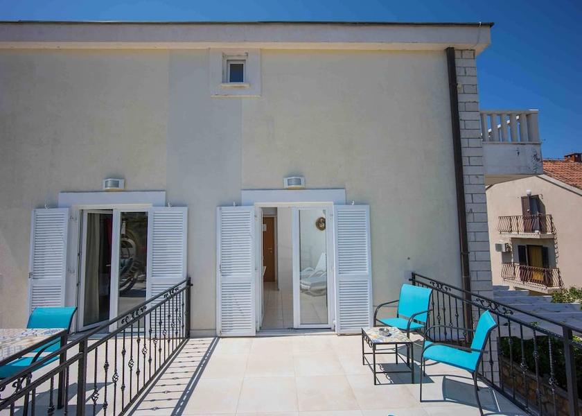 Split-Dalmatia Solta Terrace