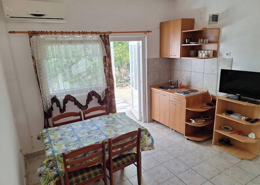 Zadar-Northern Dalmatia Starigrad In-Room Dining