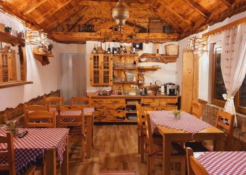 Lika-Senj Plitvicka jezera Dining Area