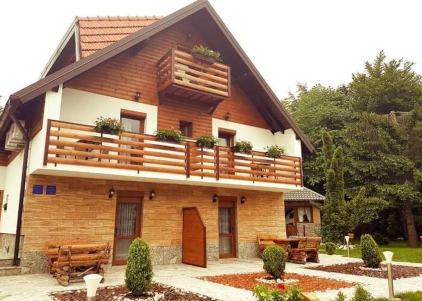 Lika-Senj Plitvicka jezera Exterior Detail