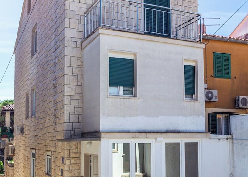 Split-Dalmatia Bol Exterior Detail