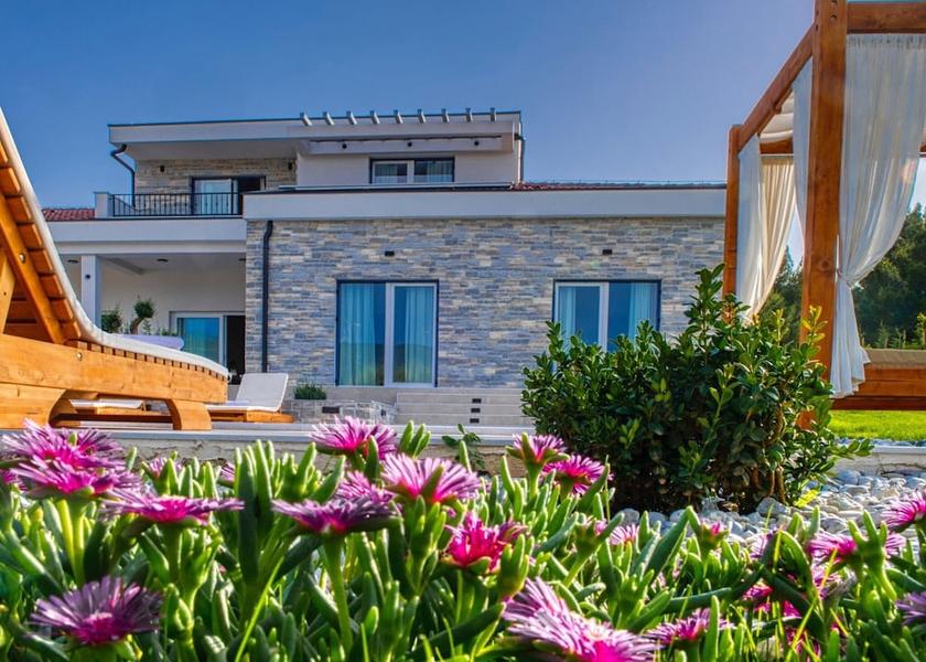 Zadar Novigrad Exterior Detail