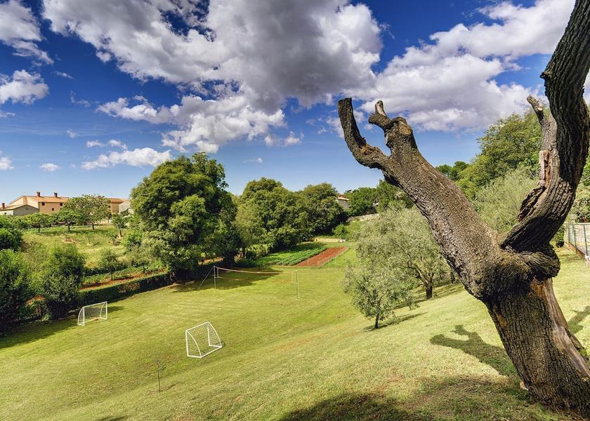 Istria County Liznjan Garden