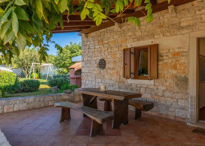 Istria County Marcana Dining Area