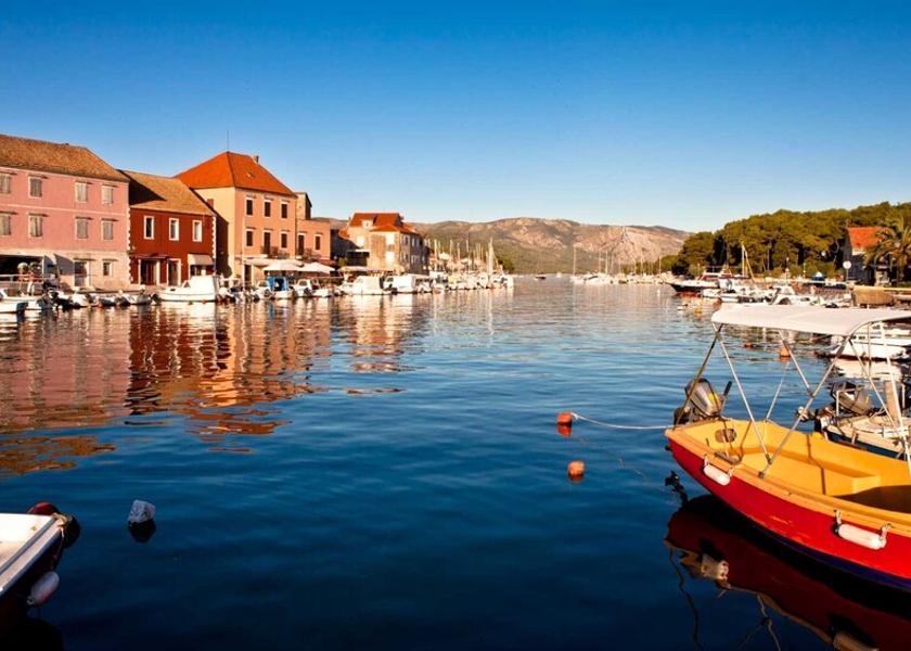 Split-Dalmatia Stari Grad Lake