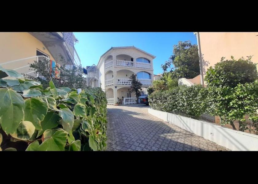 Sibenik-Knin Rogoznica Entrance