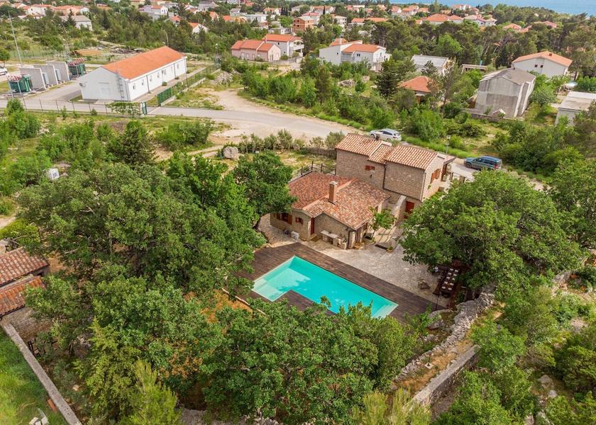 Zadar-Northern Dalmatia Starigrad Pool