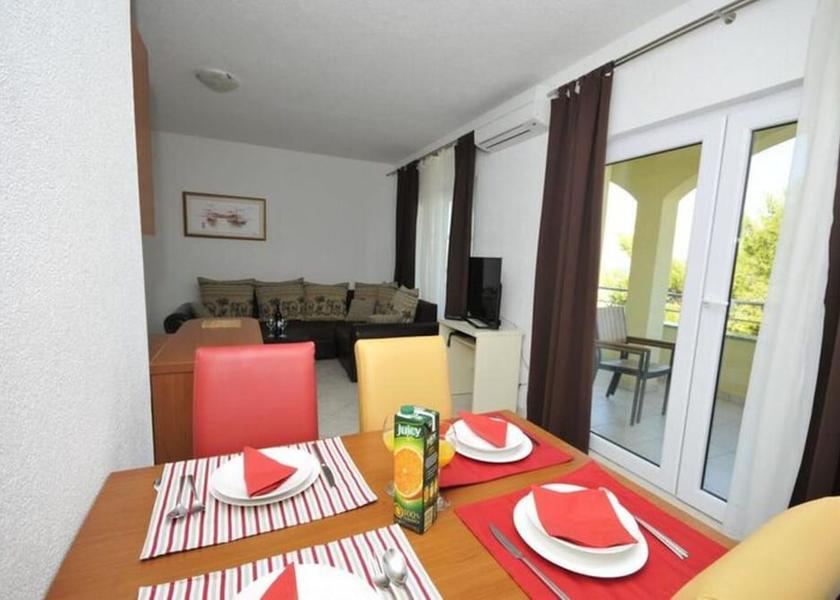 Split-Dalmatia Okrug Dining Area