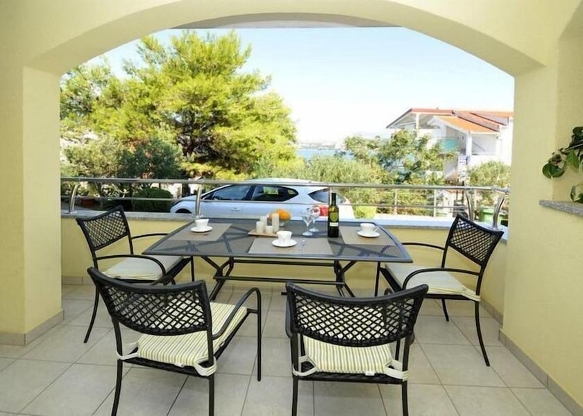 Split-Dalmatia Okrug Outdoor Dining