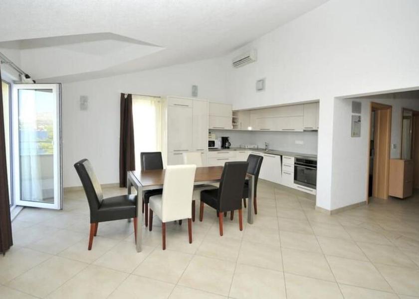 Split-Dalmatia Okrug Dining Area