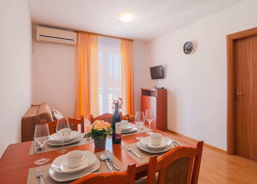 Split-Dalmatia Supetar Dining Area
