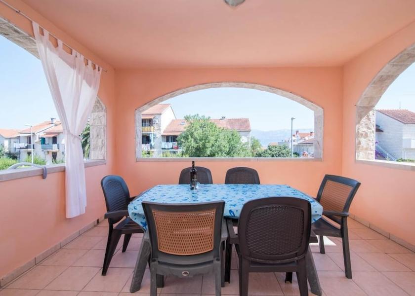 Split-Dalmatia Supetar Outdoor Dining