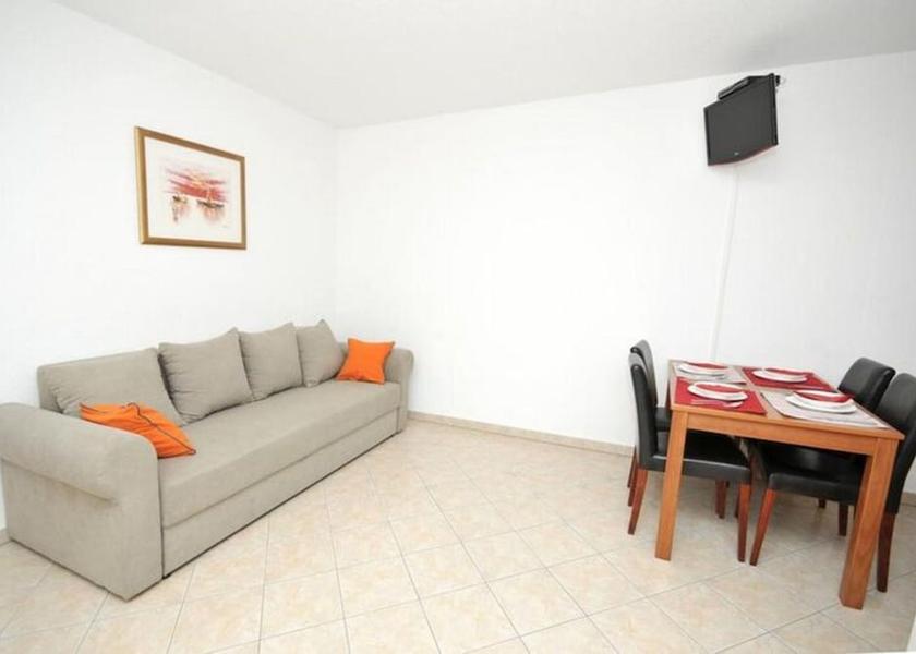 Split-Dalmatia Okrug Dining Area