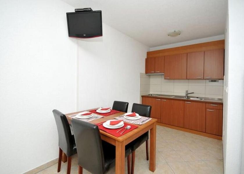 Split-Dalmatia Okrug Dining Area