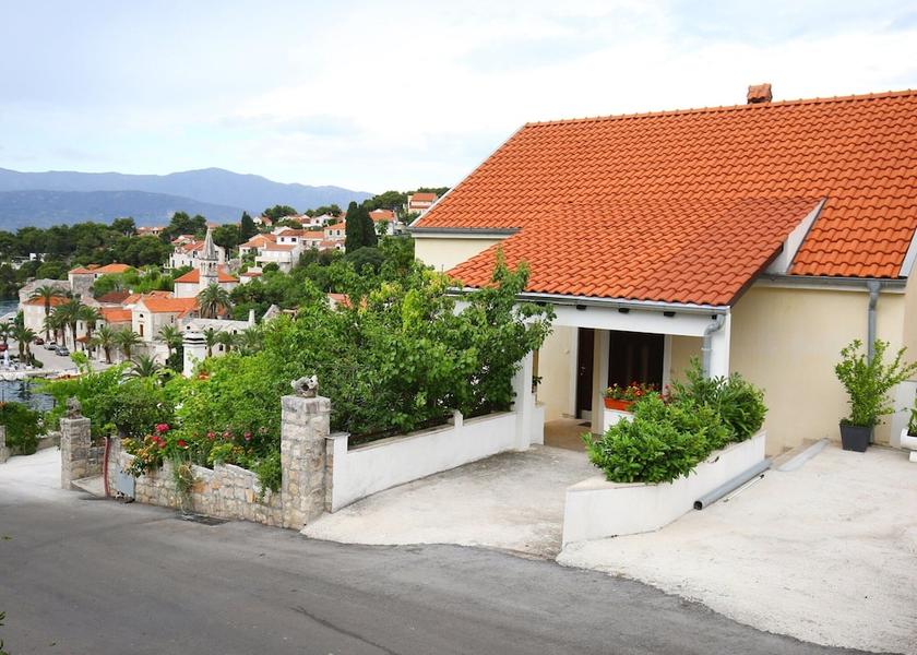 Split-Dalmatia Supetar Exterior Detail
