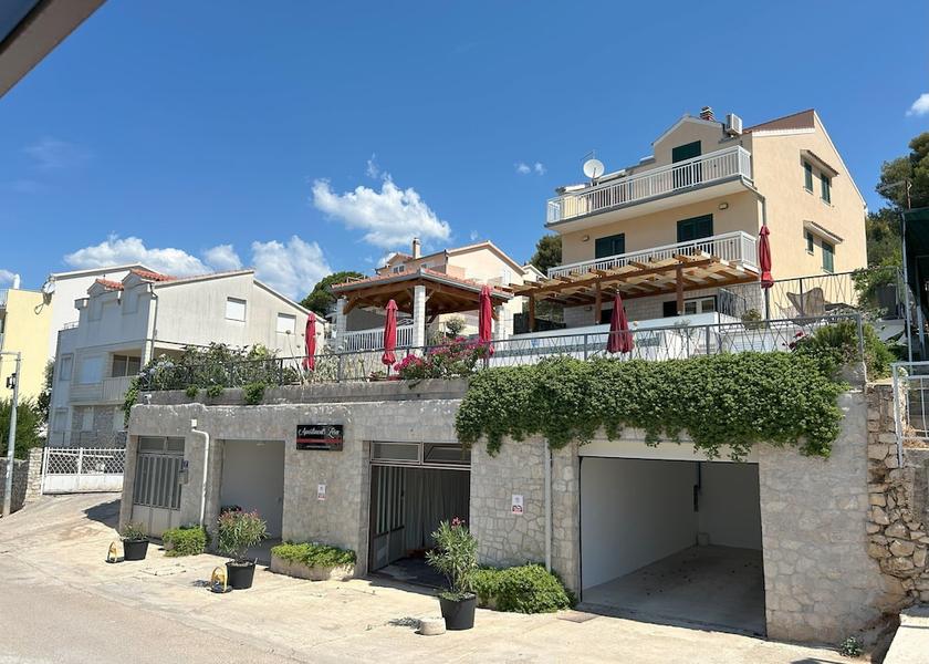 Split-Dalmatia Okrug Exterior Detail