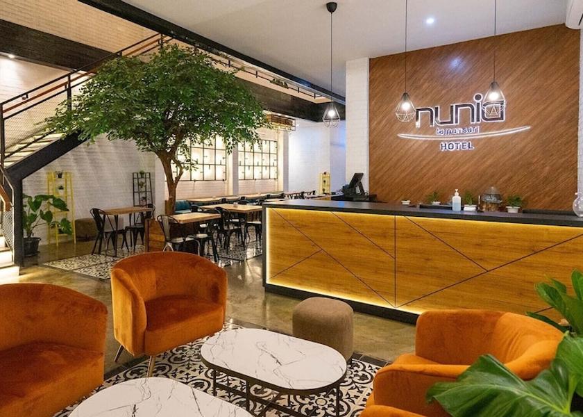 Banten Serang Reception