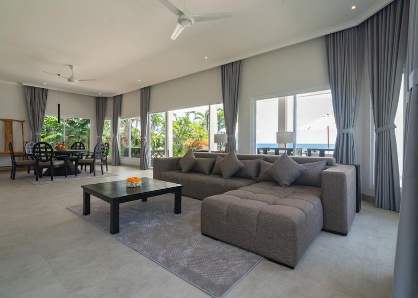 Bali Banjar Living Area