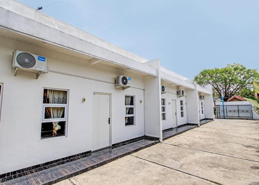 Central Java Karanganyar Lobby