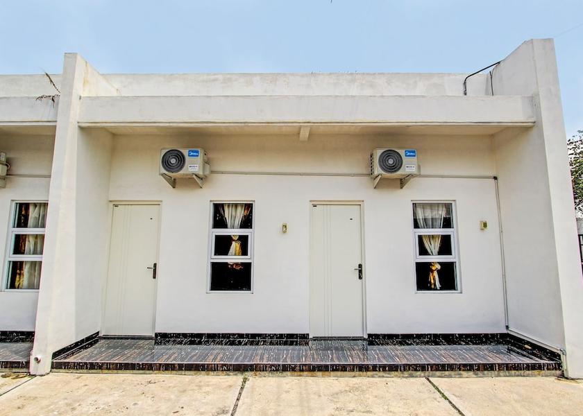 Central Java Karanganyar Facade