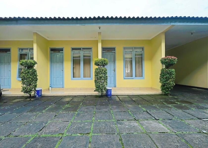 Central Java Salatiga Exterior Detail