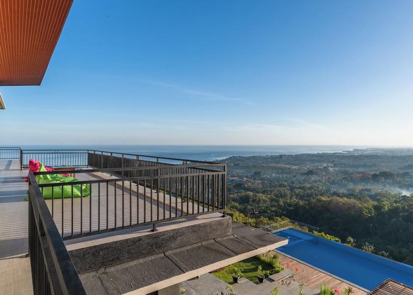 Bali Banjar Balcony