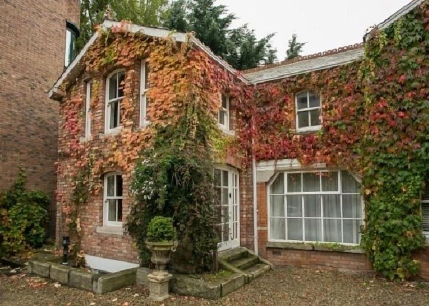 Dublin (region) Dublin Exterior Detail