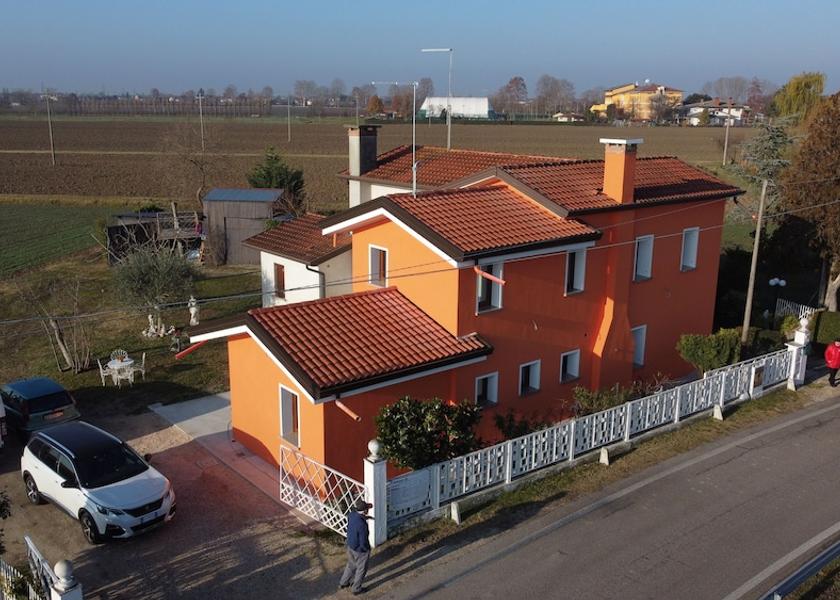 Veneto Meolo Exterior Detail