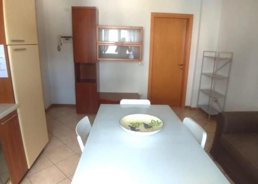 Marche Falconara Marittima Dining Area