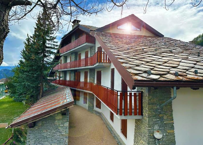 Valle d'Aosta Torgnon Exterior Detail