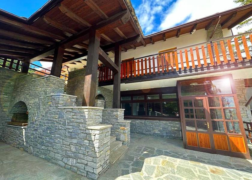 Valle d'Aosta Torgnon Facade