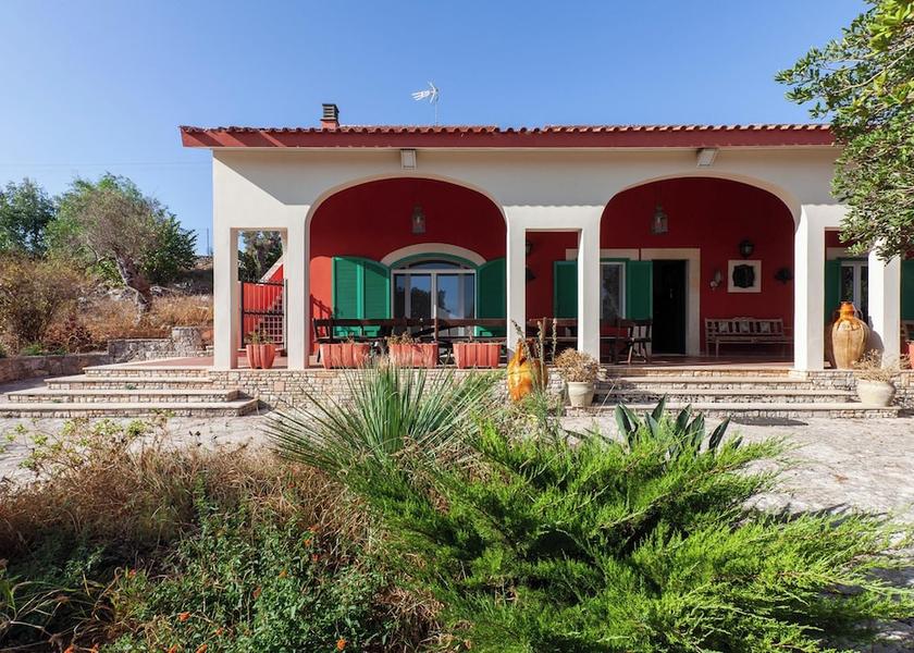 Puglia Galatina Exterior Detail