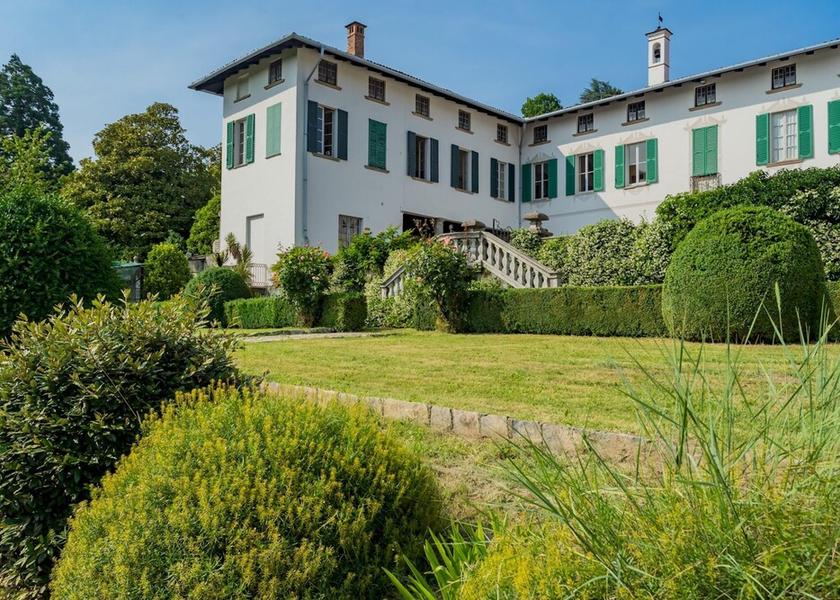 Lombardy San Fermo della Battaglia Room