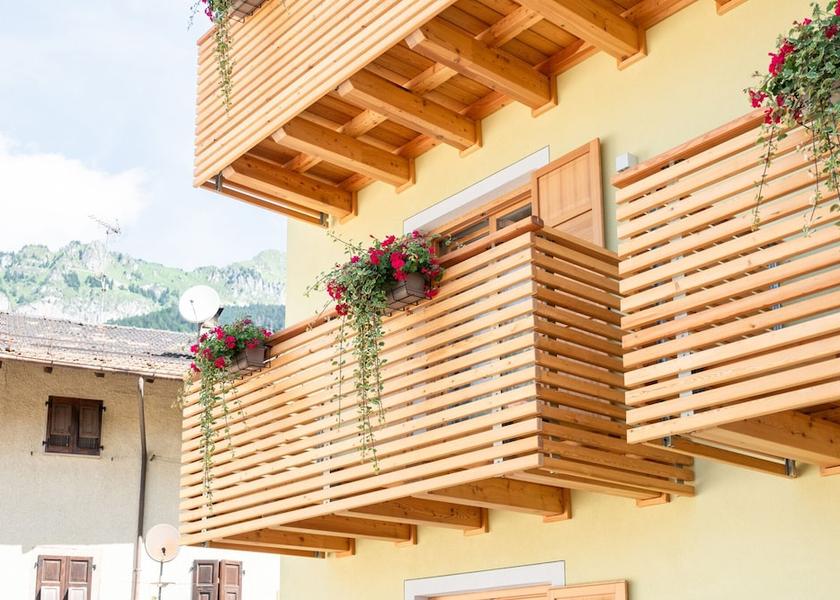 Trentino-Alto Adige San Lorenzo Dorsino Exterior Detail