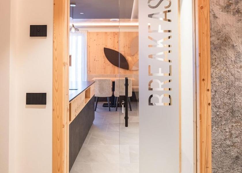 Trentino-Alto Adige San Lorenzo Dorsino Breakfast Area